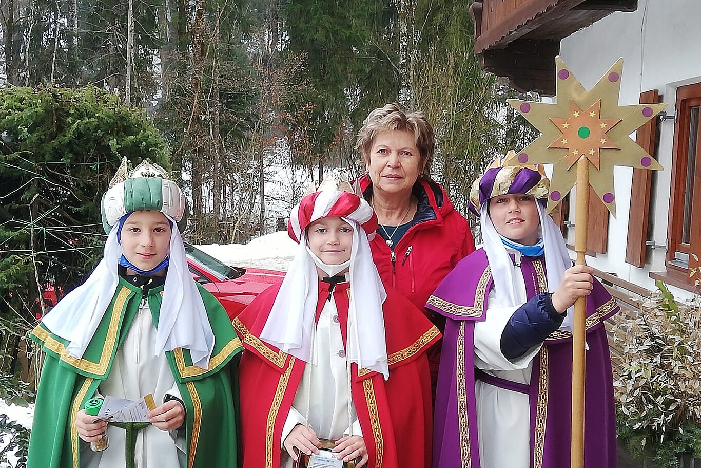 Sternsingergruppe aus Kössen