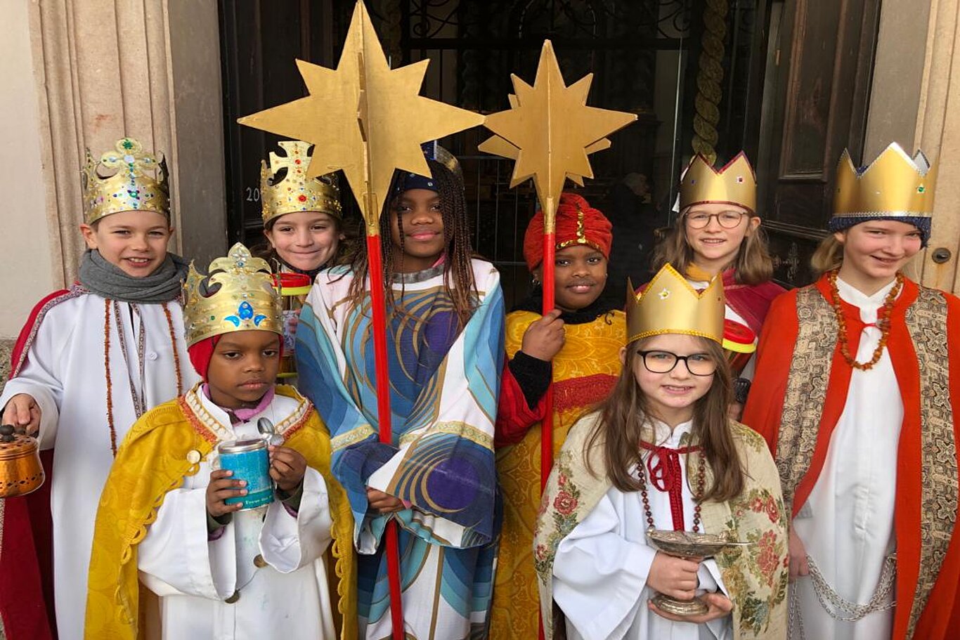 Sternsingerkinder aus der Pfarre Nonntal